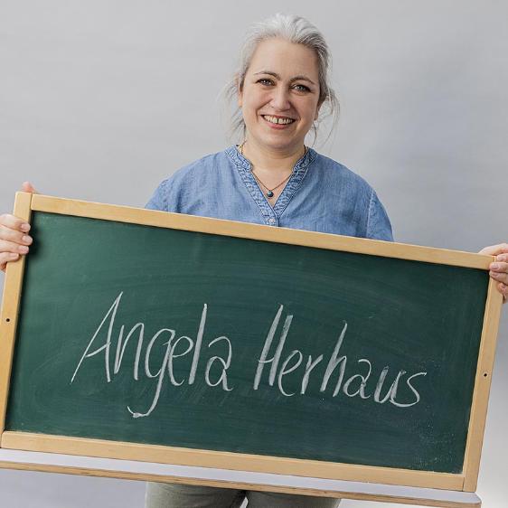 Angela Herhaus
